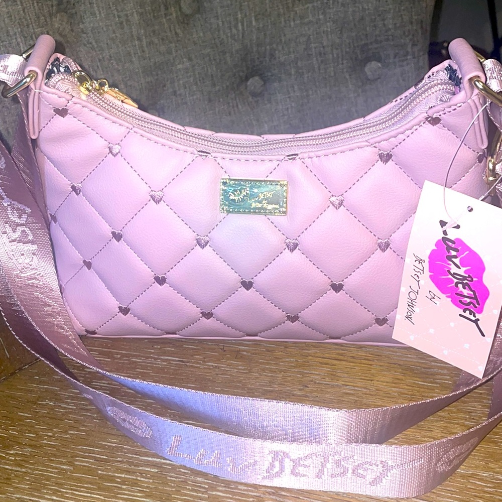 BNWT Betsey Johnson Heart Purse